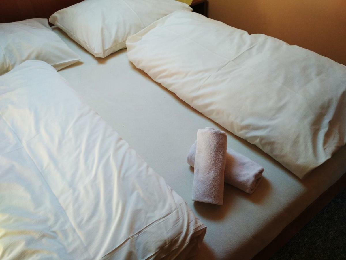 Sawik Dziekanowice Motel Lednogora Eksteriør billede
